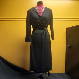 Vtg Doncaster Signature Classic Timeless Black Long sleeve Wrap Dress 10
